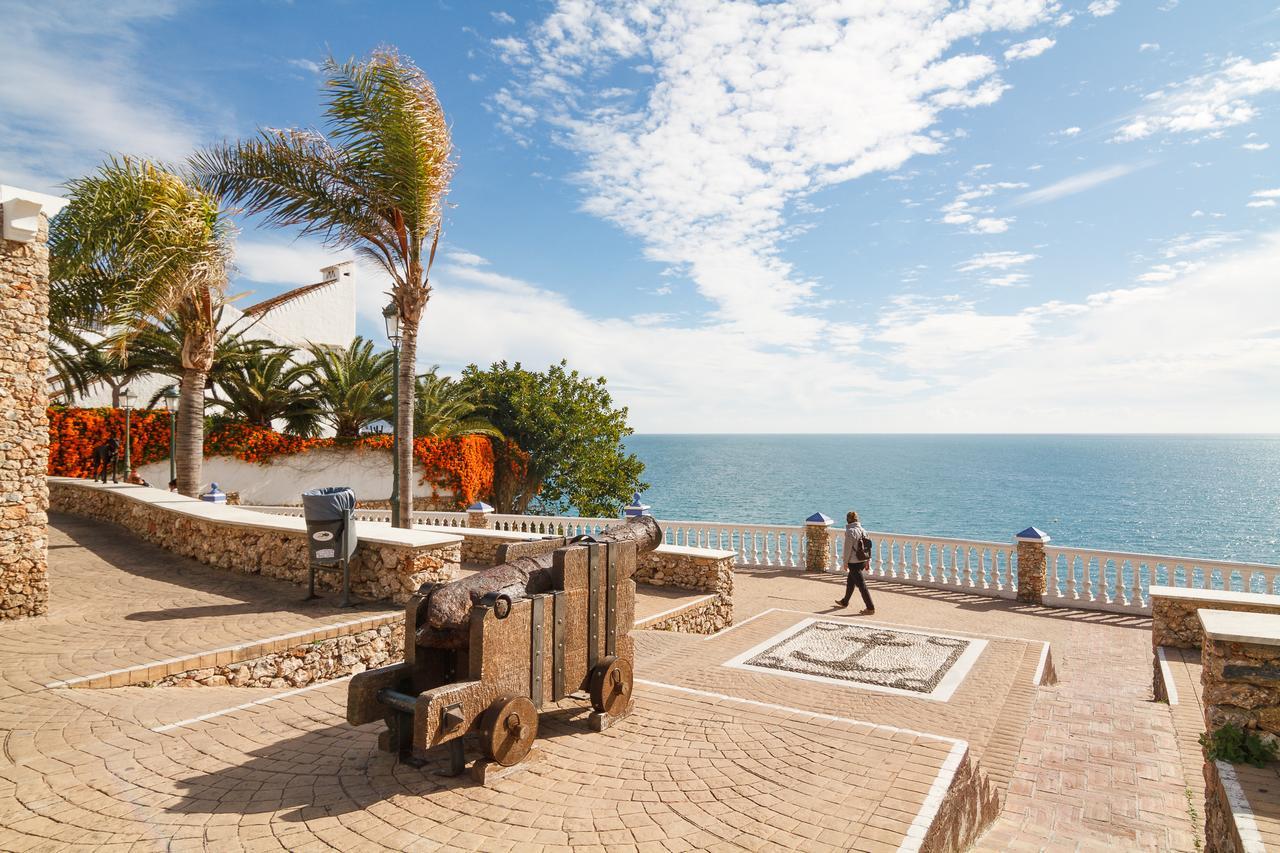 Bahia 57 Apartments Casasol Nerja Bagian luar foto